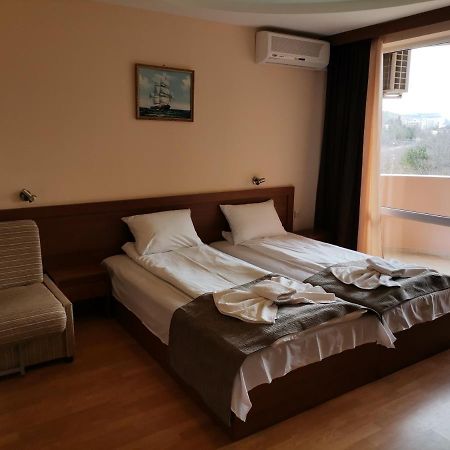 Paris Hotel 巴尔奇克 外观 照片