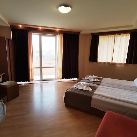 Paris Hotel 巴尔奇克 外观 照片
