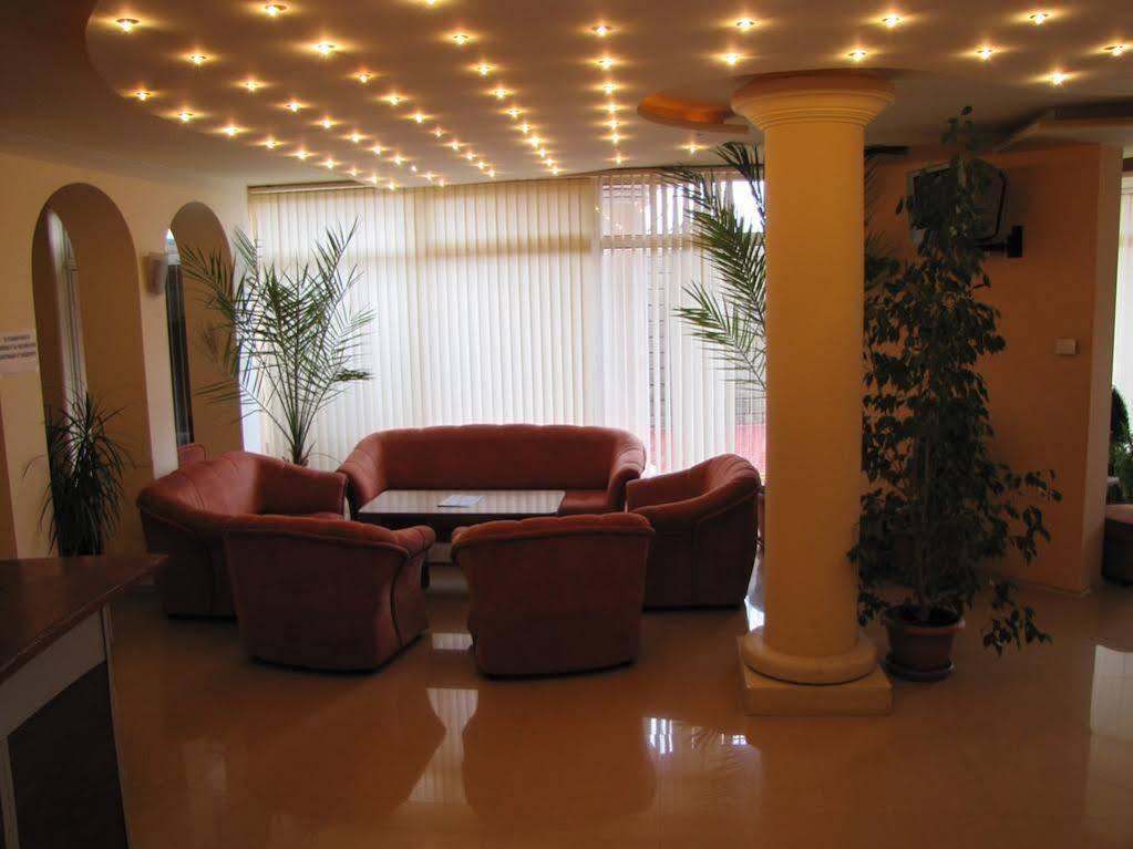 Paris Hotel 巴尔奇克 外观 照片
