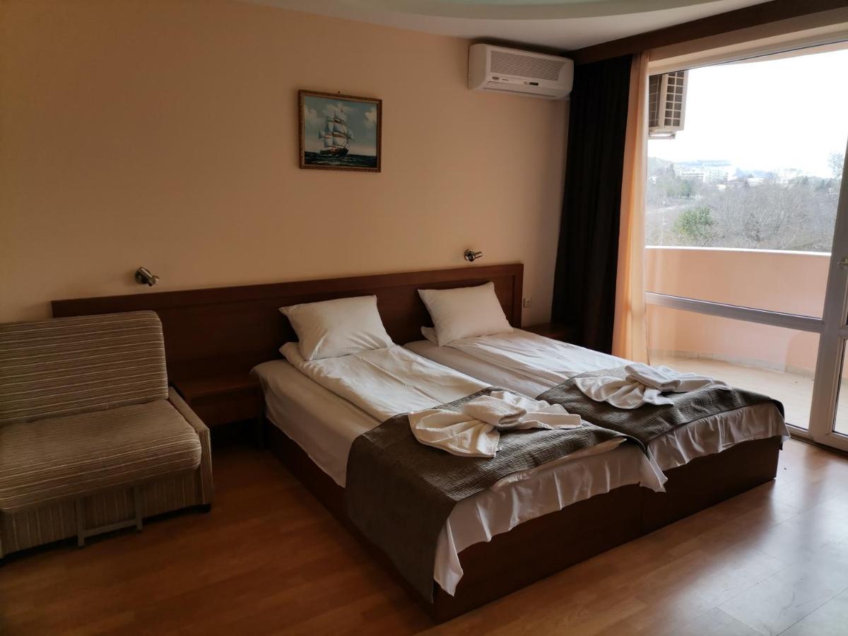 Paris Hotel 巴尔奇克 外观 照片