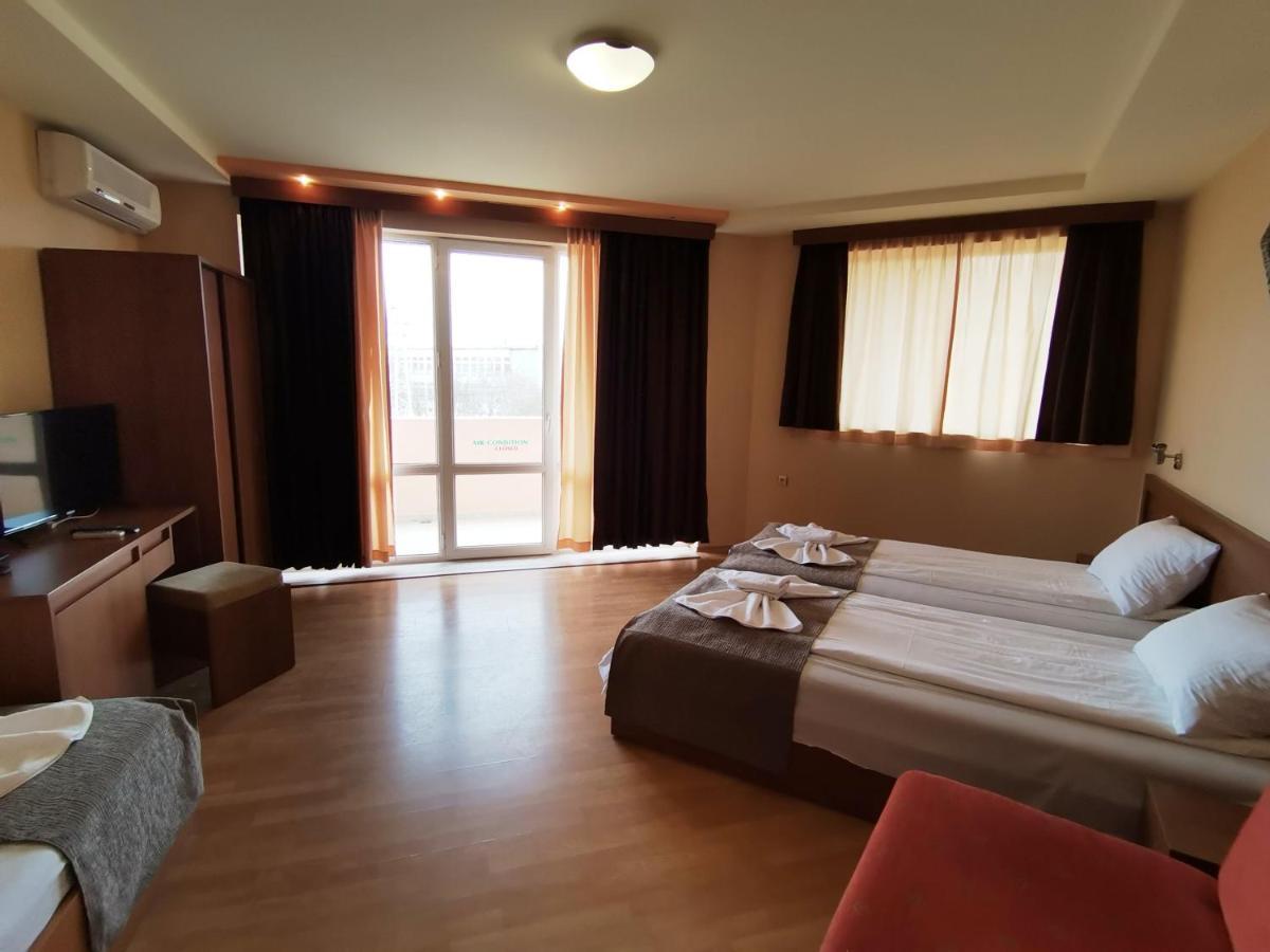 Paris Hotel 巴尔奇克 外观 照片
