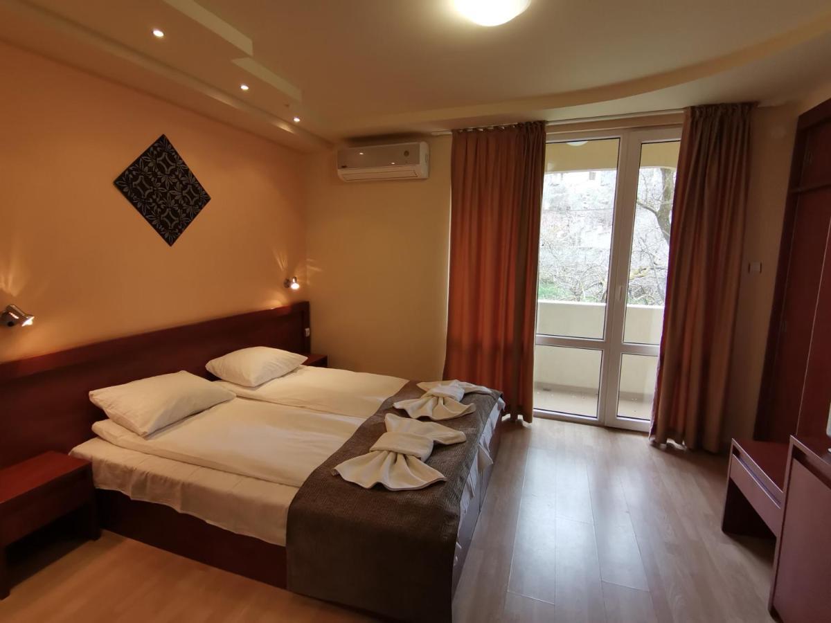Paris Hotel 巴尔奇克 外观 照片