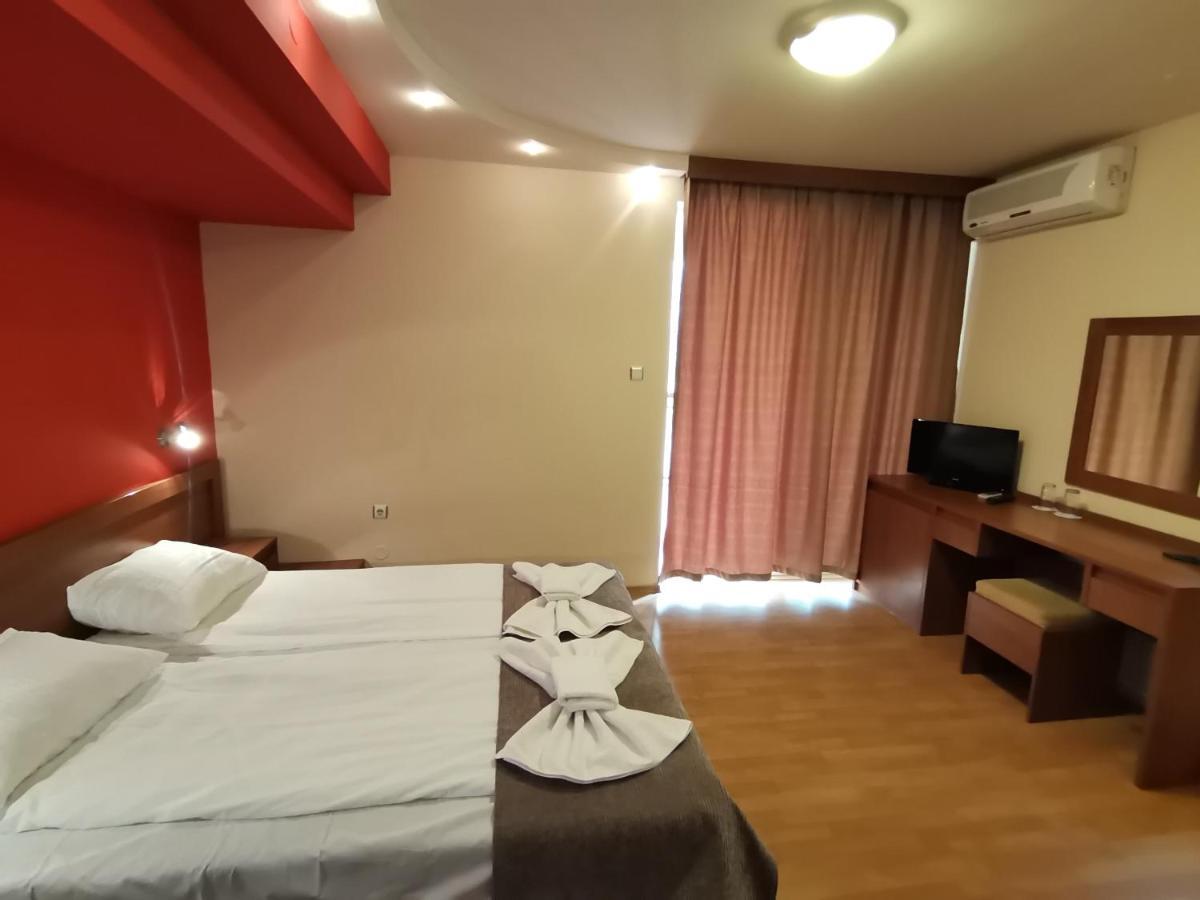 Paris Hotel 巴尔奇克 外观 照片