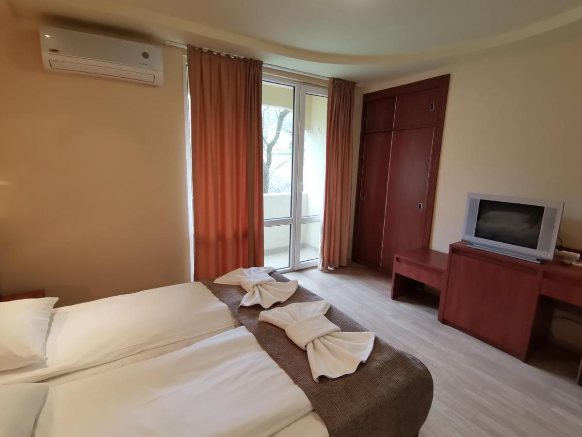 Paris Hotel 巴尔奇克 外观 照片