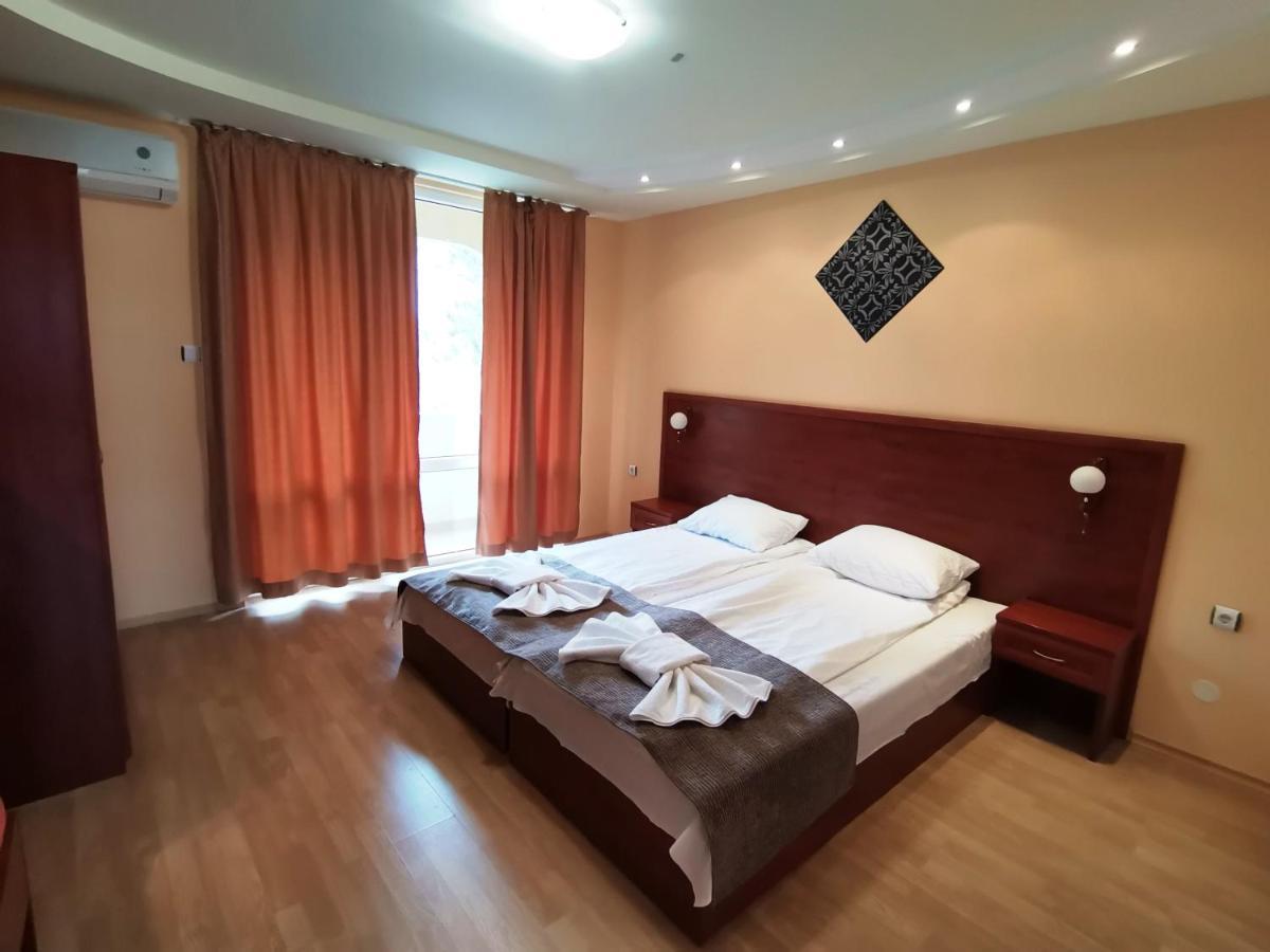 Paris Hotel 巴尔奇克 外观 照片
