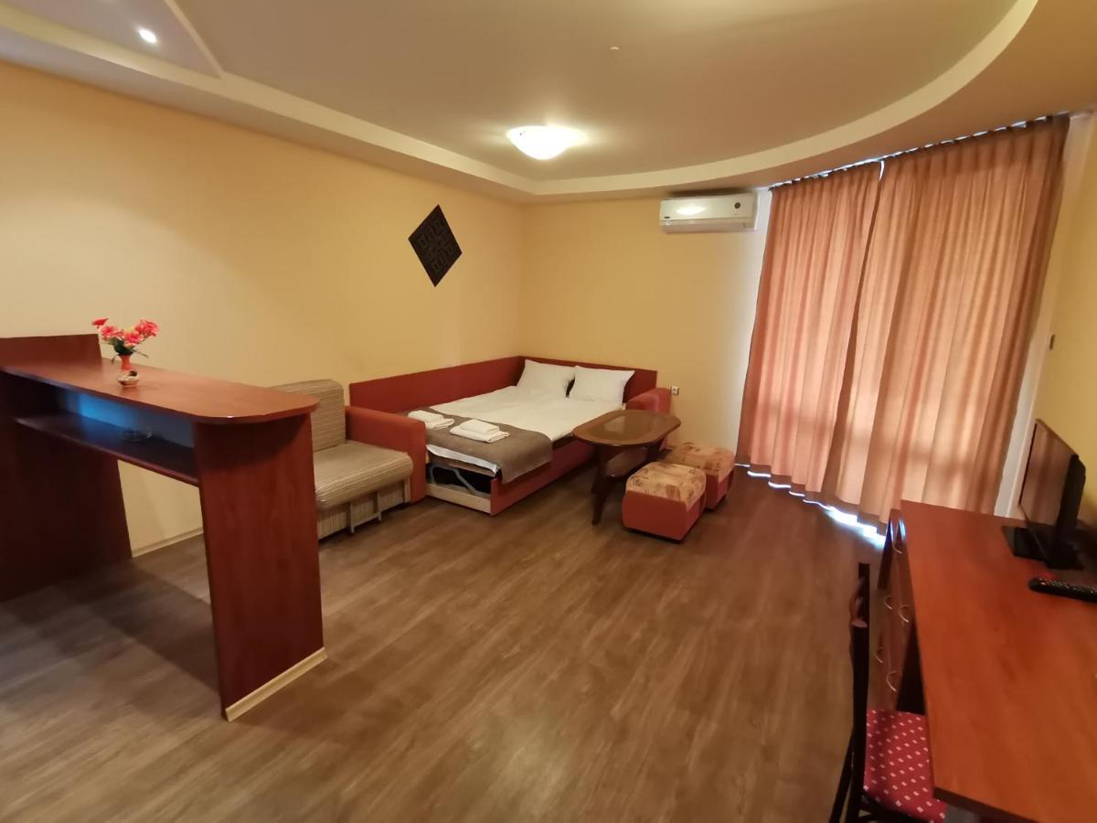 Paris Hotel 巴尔奇克 外观 照片