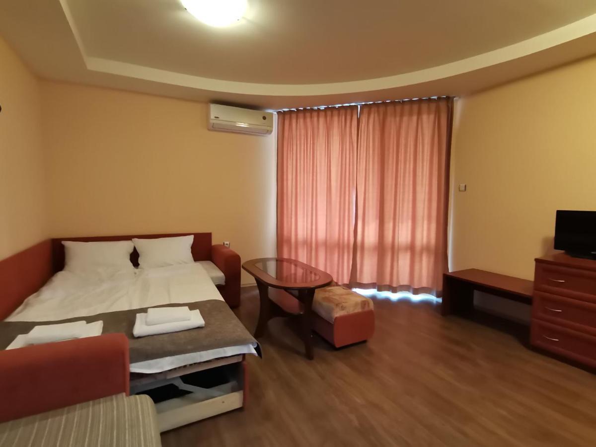 Paris Hotel 巴尔奇克 外观 照片