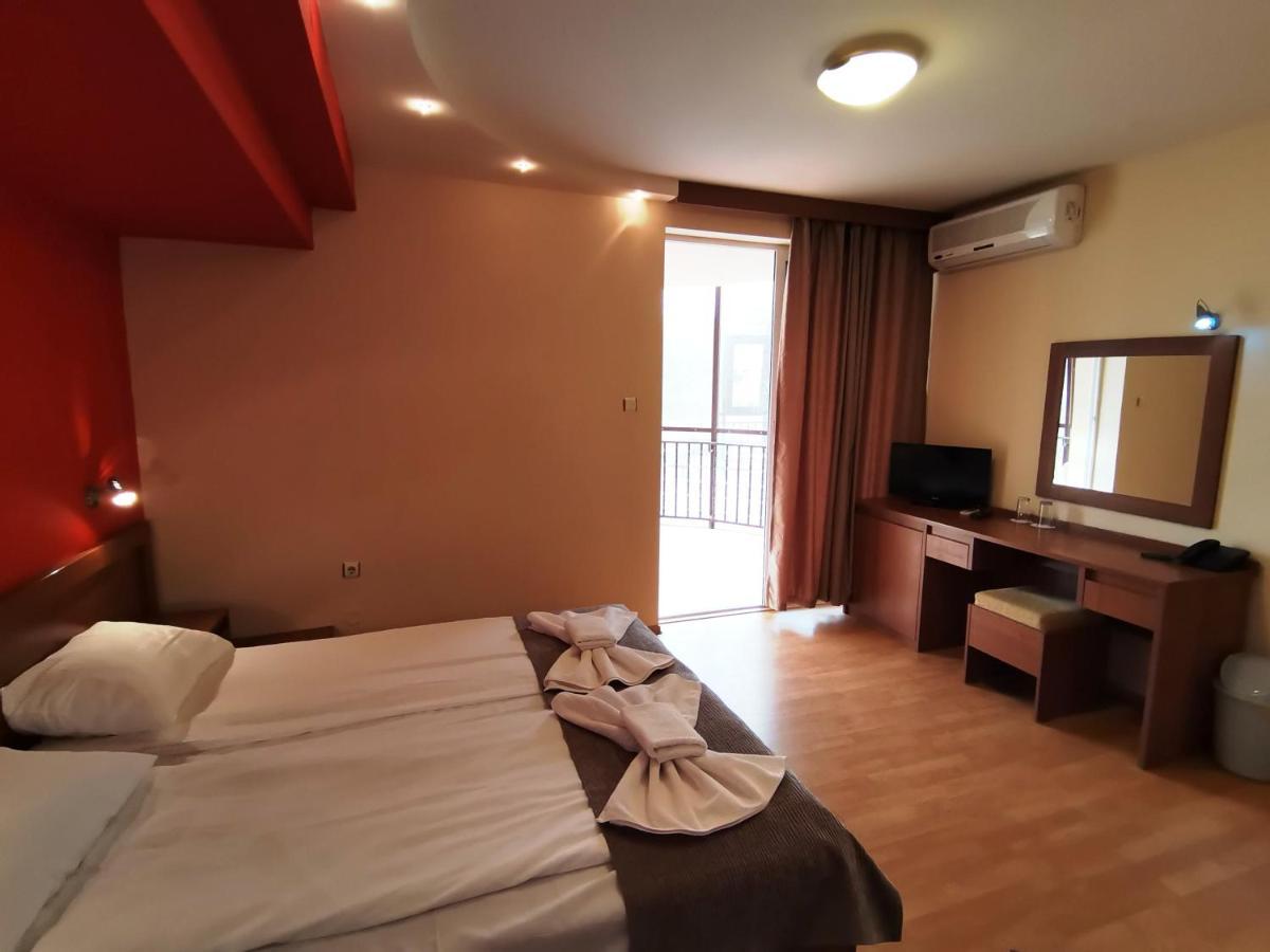 Paris Hotel 巴尔奇克 外观 照片